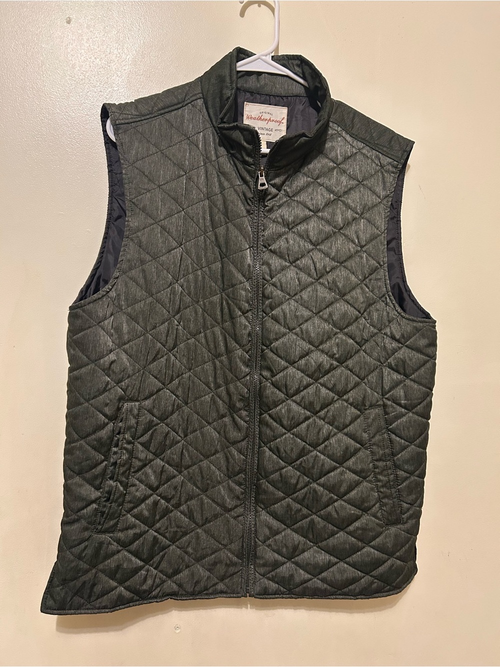 NWOT Weatherproof Vintage Men's Minimalist Quilted Charcoal Gray Vest Sz L